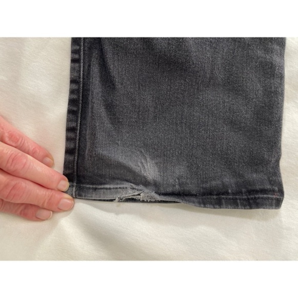NYDJ Gray Wash Denim Jeans Distressed Hem Casual‎ Everyday Wear - Picture 7 of 9